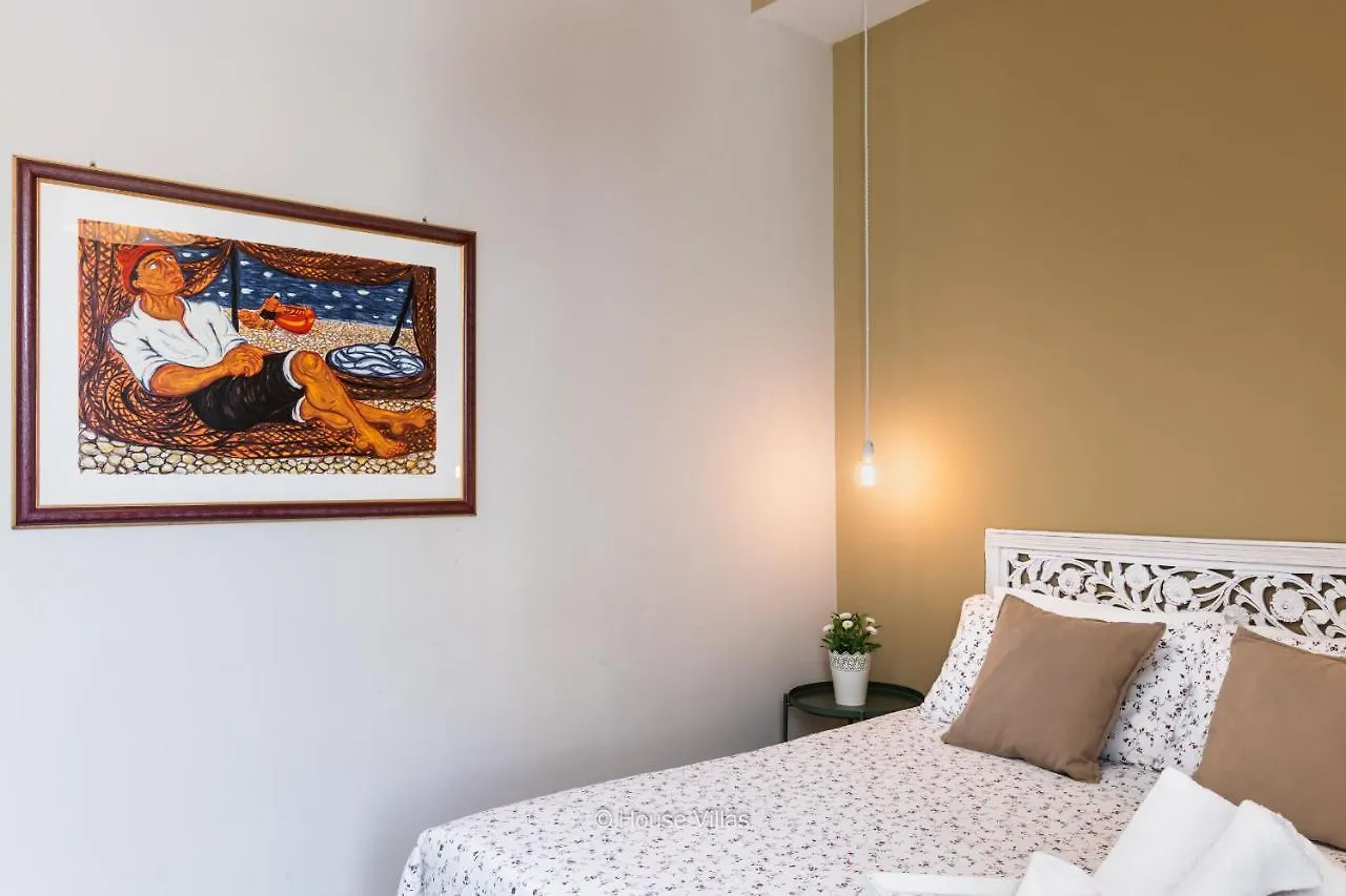 Il 49 Rooms Noto 0*,  Italië